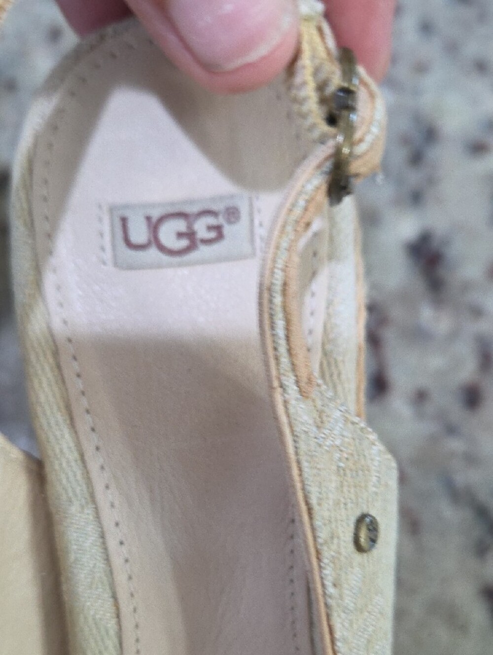 UGG Women's Neutral Canvas Wedge Slingbacks with Tan Trim - Picture 4 of 10